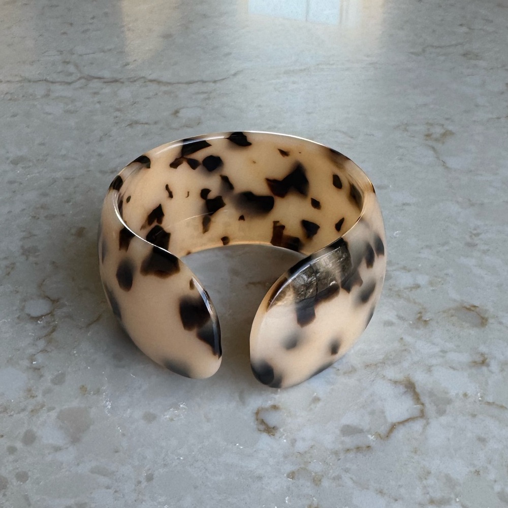 NWOT Polo Ralph Lauren Blonde Tortoiseshell Cuff, Acrylic - Picture 4 of 9